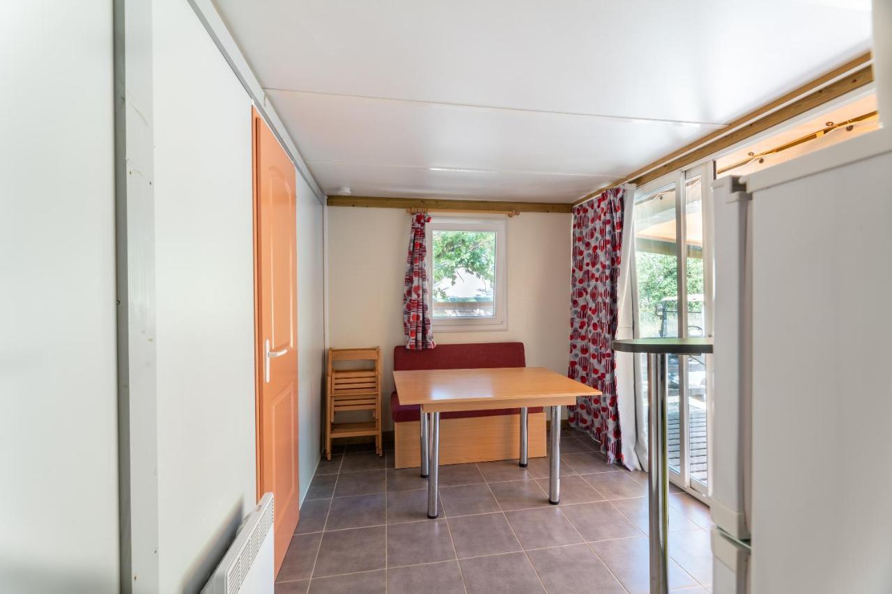 Camping Les Reflets Du Quercy Hotel Crayssac Kültér fotó