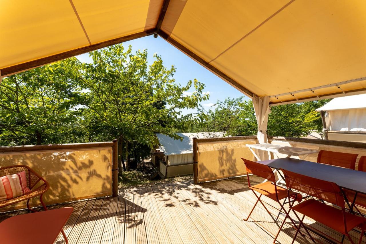Camping Les Reflets Du Quercy Hotel Crayssac Kültér fotó